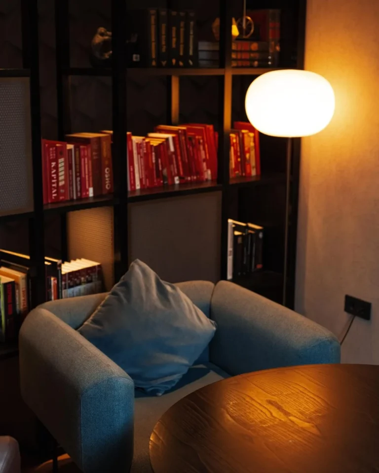 The Lighting Diet: Curating a Calming Evening Atmosphere